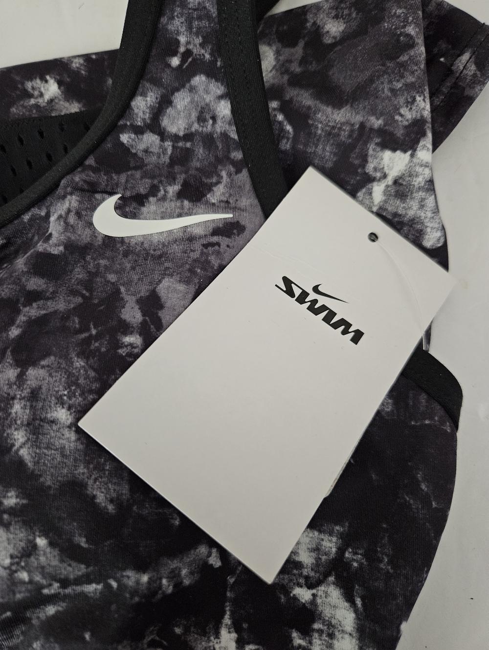 Nike NWT Swim Tankini Top - Picture 7 of 8
